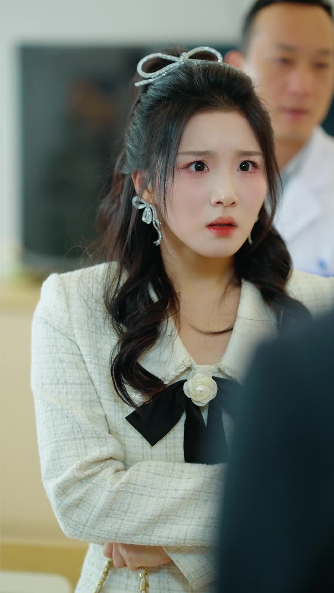 Episode 17 - Oops, You Bullied the Billionaire's Wife